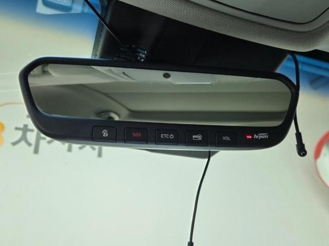 5101000810R18.jpg