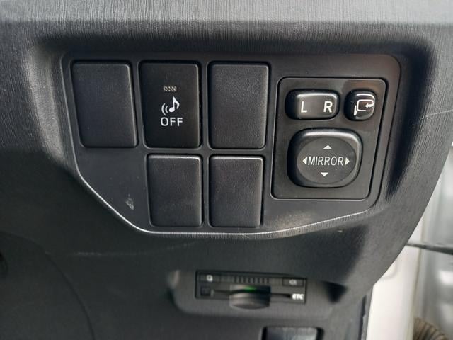 0404311A30250316W00105.jpg