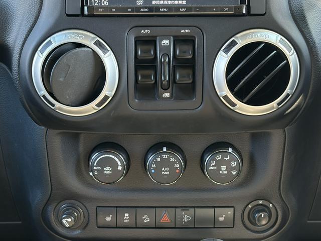 22058747_carP_l_18.jpg