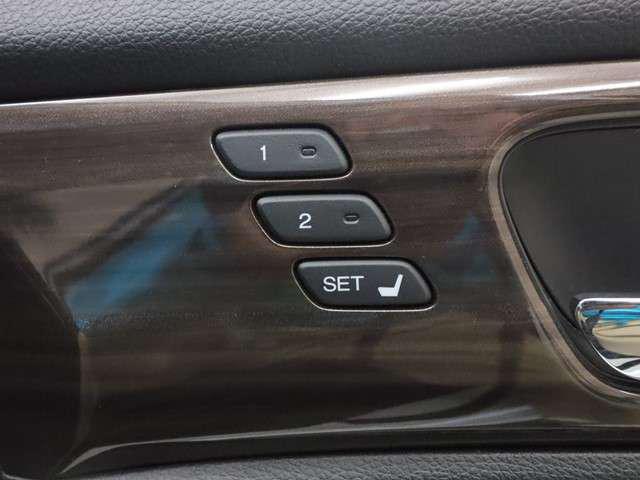 8e8c11b043332e8f8a367f4e62df6b95.jpg