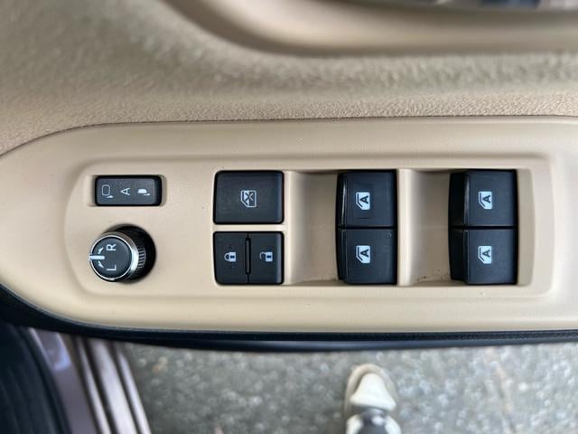 0404285A30250929W00912.jpg