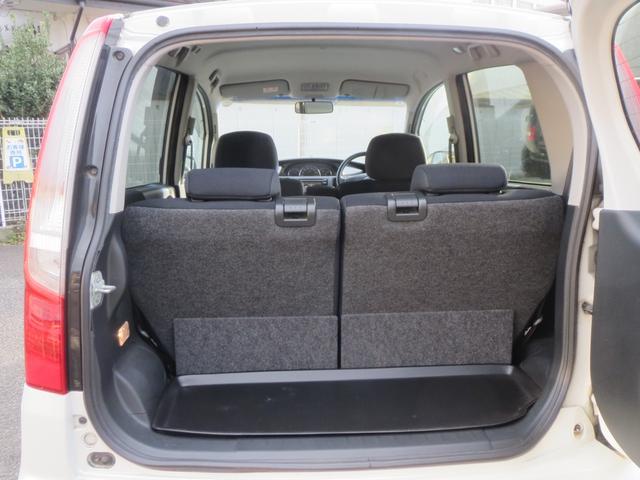 0504881A30260301W00511.jpg