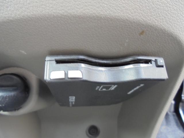 0704195A30260303W00110.jpg