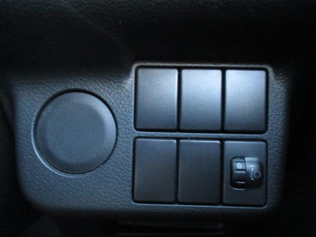 0200974A30251112W00218.jpg