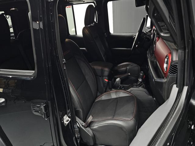 b0047ef660d8a119af11b968da7189e0.jpeg