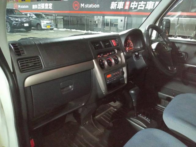 0900445A30260109W00117.jpg