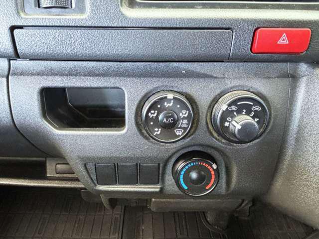 e75b1fa7ce454f3aab72cbb500e153a1.jpg