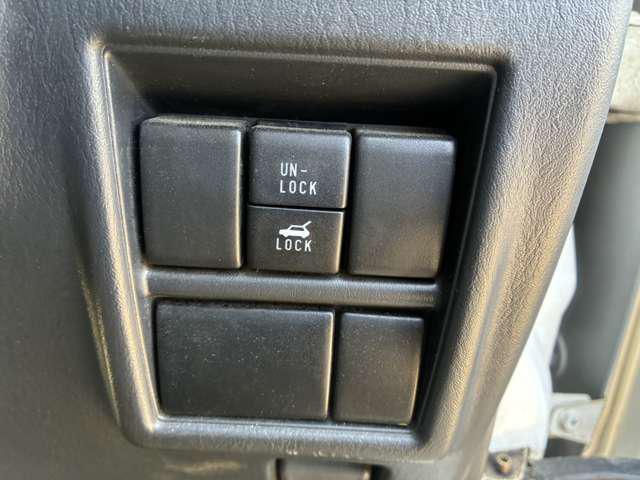 37cc63586ac2eeeaaf54b0985dbb0733.jpg