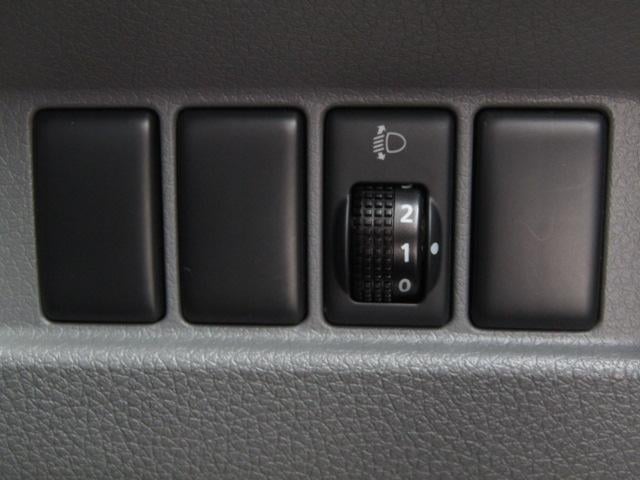 0506245A30250714W00115.jpg