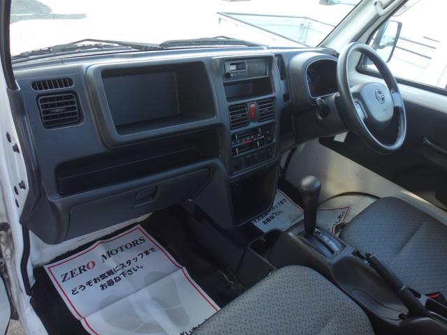0509025A30260327W00204.jpg