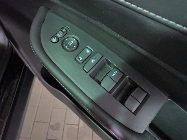 0201190A30251222W00714.jpg