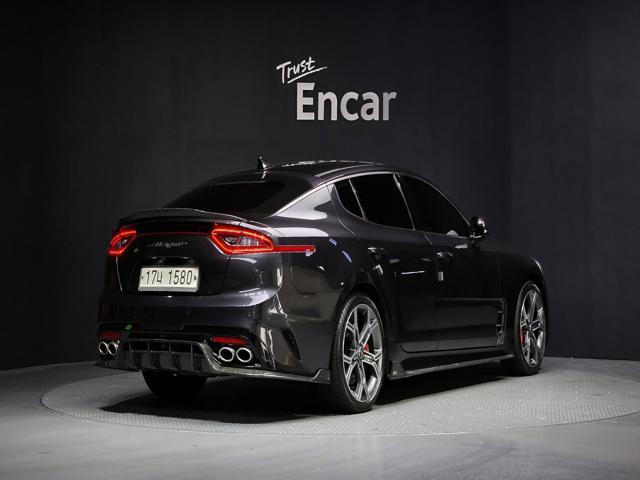 c52edc16738975c488bb4857e8fa19d6.jpeg