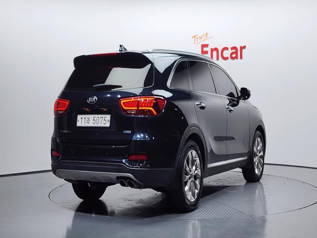 e3bbc9cf4717192505d77cc730d1936a.jpeg