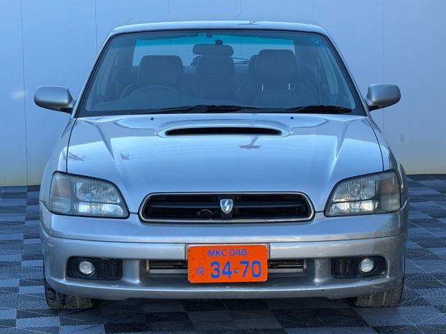 0540491A30251218W00107.jpg