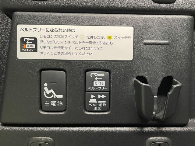 20803318_carP_l_7.jpg