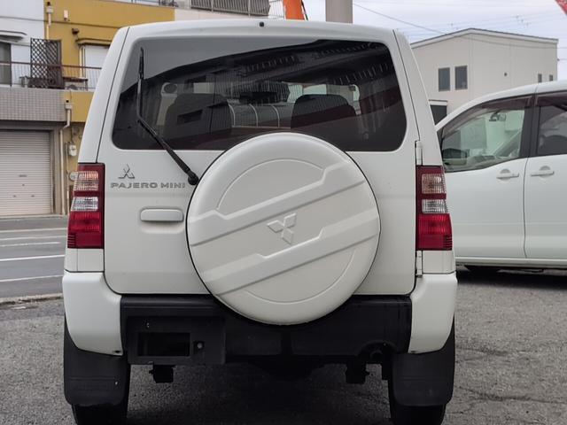 22443097_carP_l_3.jpg