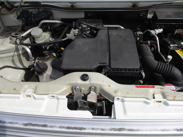 1001463A30250624W00116.jpg