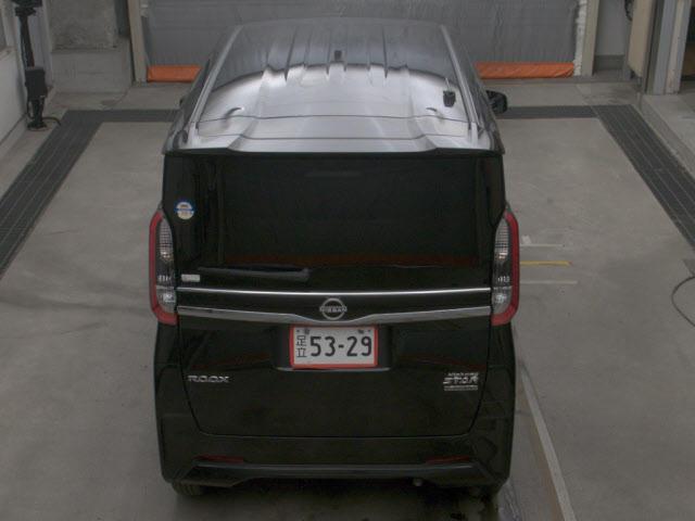 feff9d00596fafcd8f1b758135516440.jpg