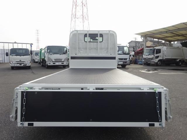 e83baecd0ab5a20125289e89bf4fdfd9.jpg