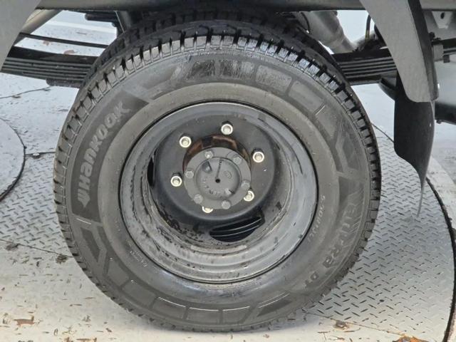 5111501240R18.jpg