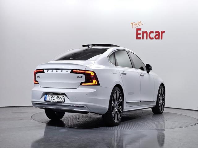 2a8edc857446f722f95f400b9ad8c53f.jpeg
