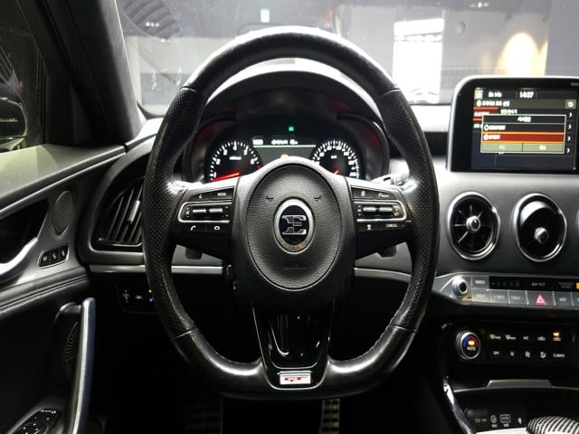 f1906009c6e64e5d2be2b46c3028417d.jpeg