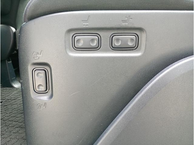 0620028A30260326W00109.jpg