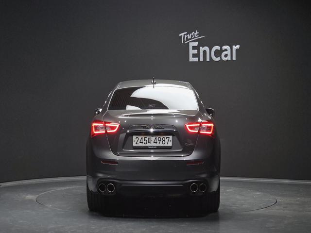 eccacdc188268c570bc2a3a5bd724cb7.jpeg