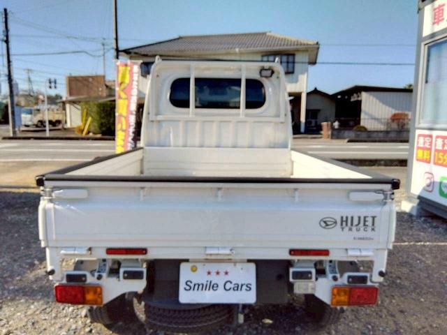0509905A30251212W00102.jpg