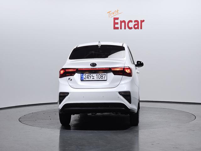 83698fca649c07954dbe114c9f2a8e47.jpeg