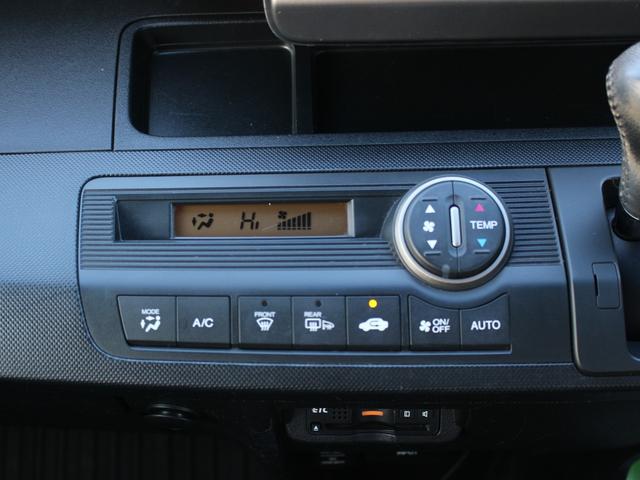 0520046A30251202W00416.jpg