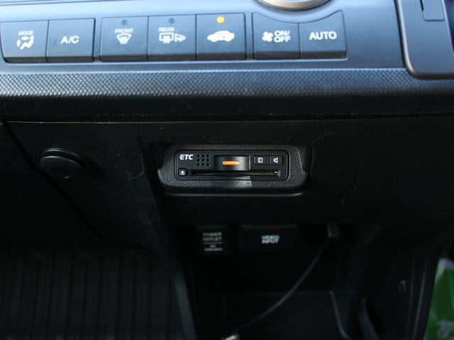 0520046A30251202W00418.jpg
