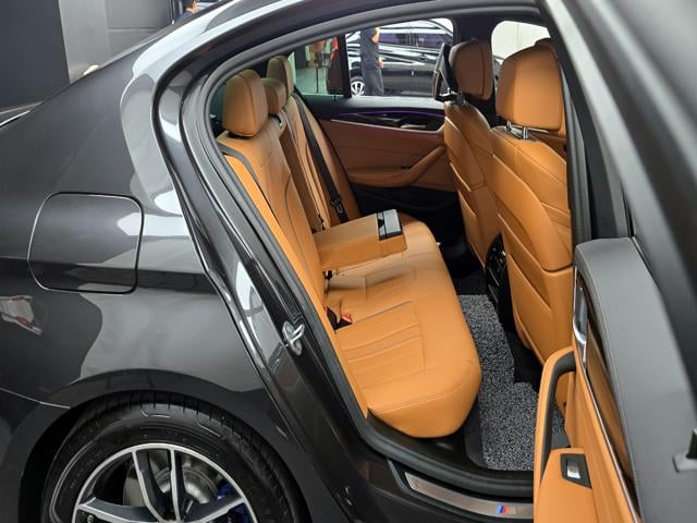 daf62a142652a896f38ff9778c81816b.jpeg