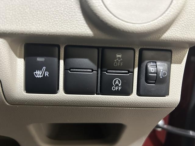 0303694A30250911W00119.jpg