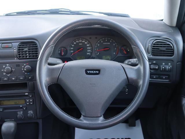 9200118A30260302W00112.jpg