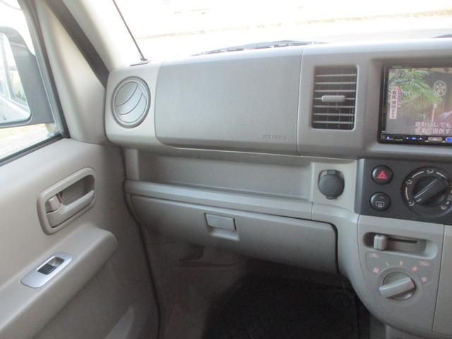 0840079A30250707W00112.jpg