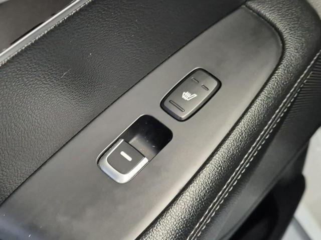 5121500177R19.jpg
