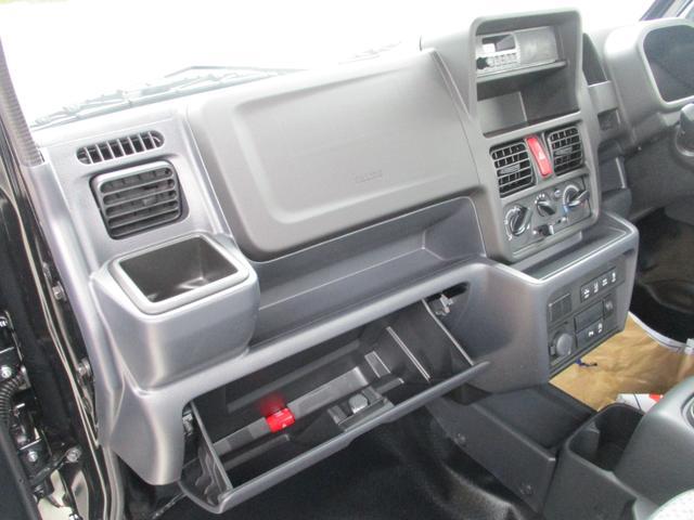 0840414A30260303W00106.jpg
