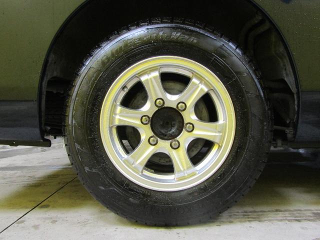 0530123A30260317W00417.jpg