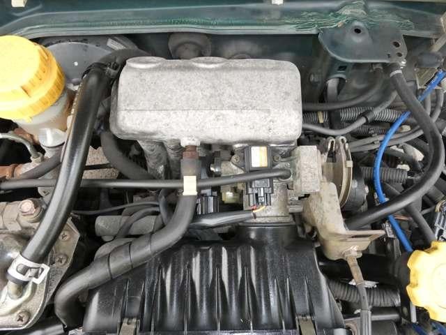 20046081_carP_l_8.jpg