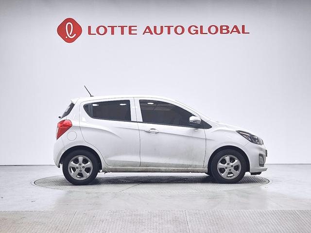 lotterental_094859228_7Q5ny_6.jpg