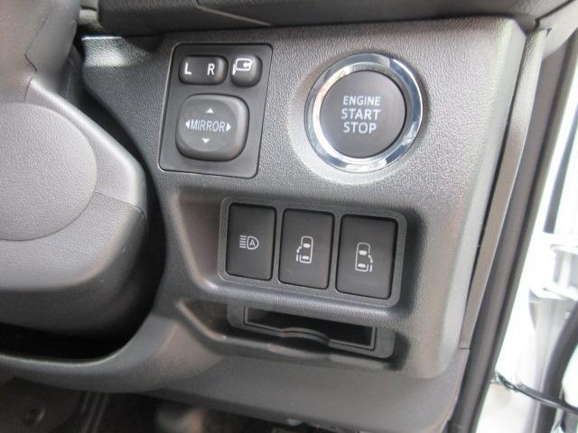9000171A30251212W00114.jpg