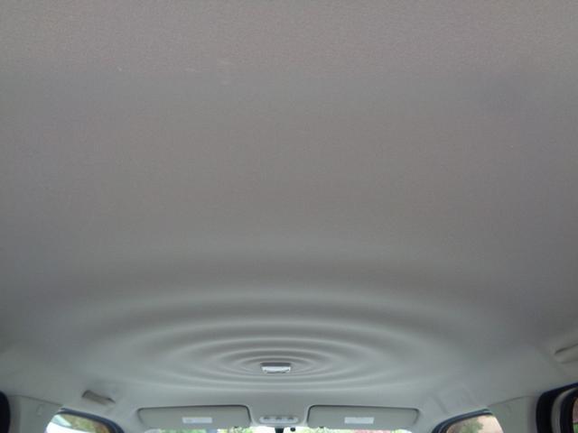 0803390A30251031W00115.jpg