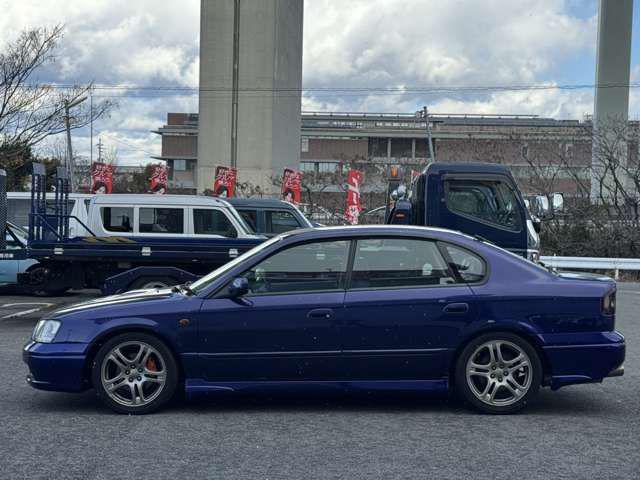 f7eeaf0192b76086bea5e3afd0482ae3.jpg