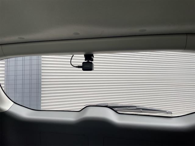 0404592A30251005W00212.jpg