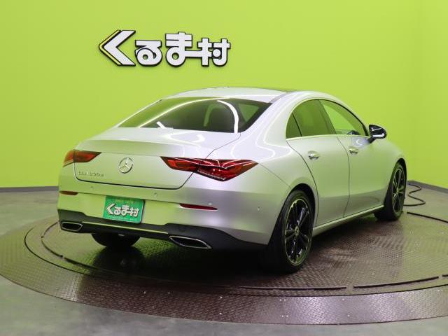 18444211_carP_l_3.jpg