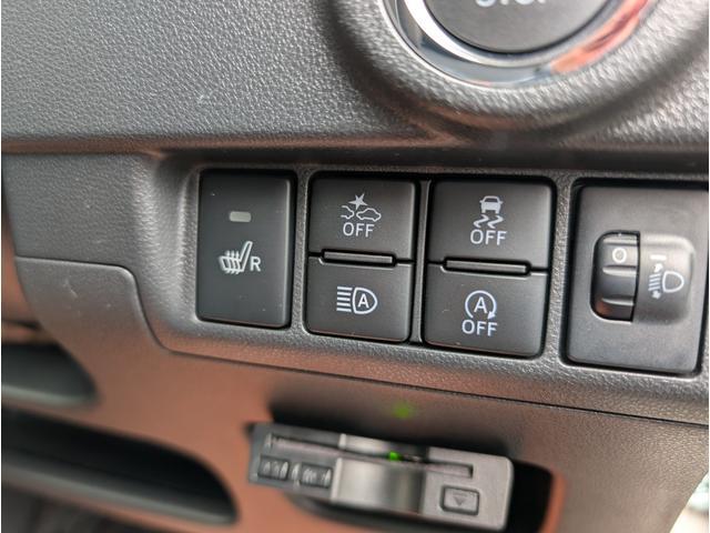 0730098A30260323W00203.jpg