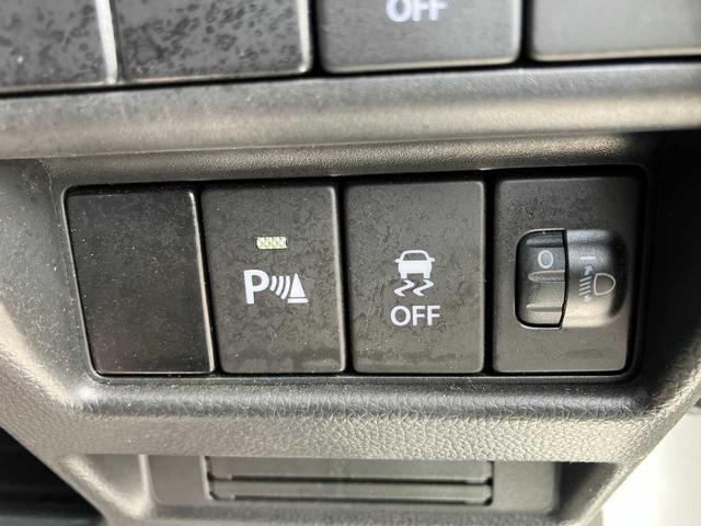 3000718A30250606W00205.jpg