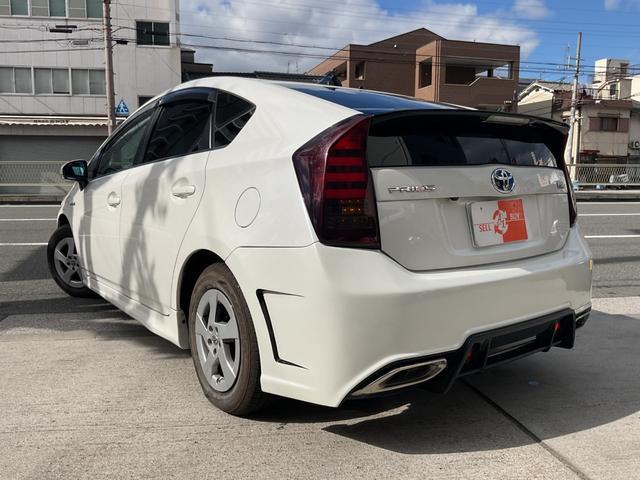 0704347A30260203W00103.jpg