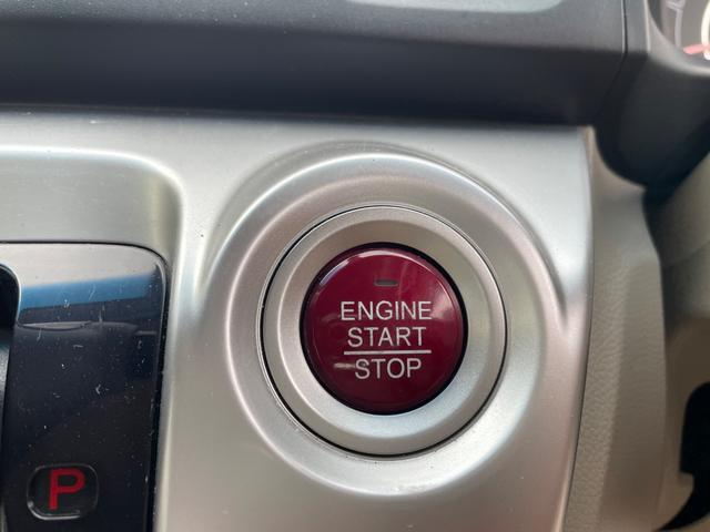 0404352A30251003W00301.jpg